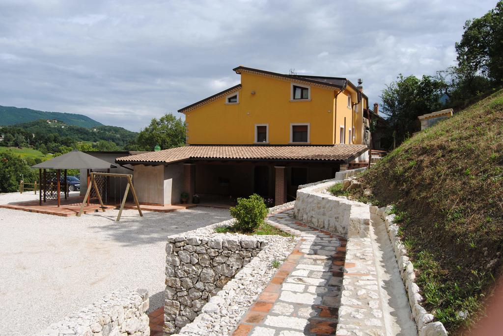 B&B Pascale Cusano Mutri Exterior foto